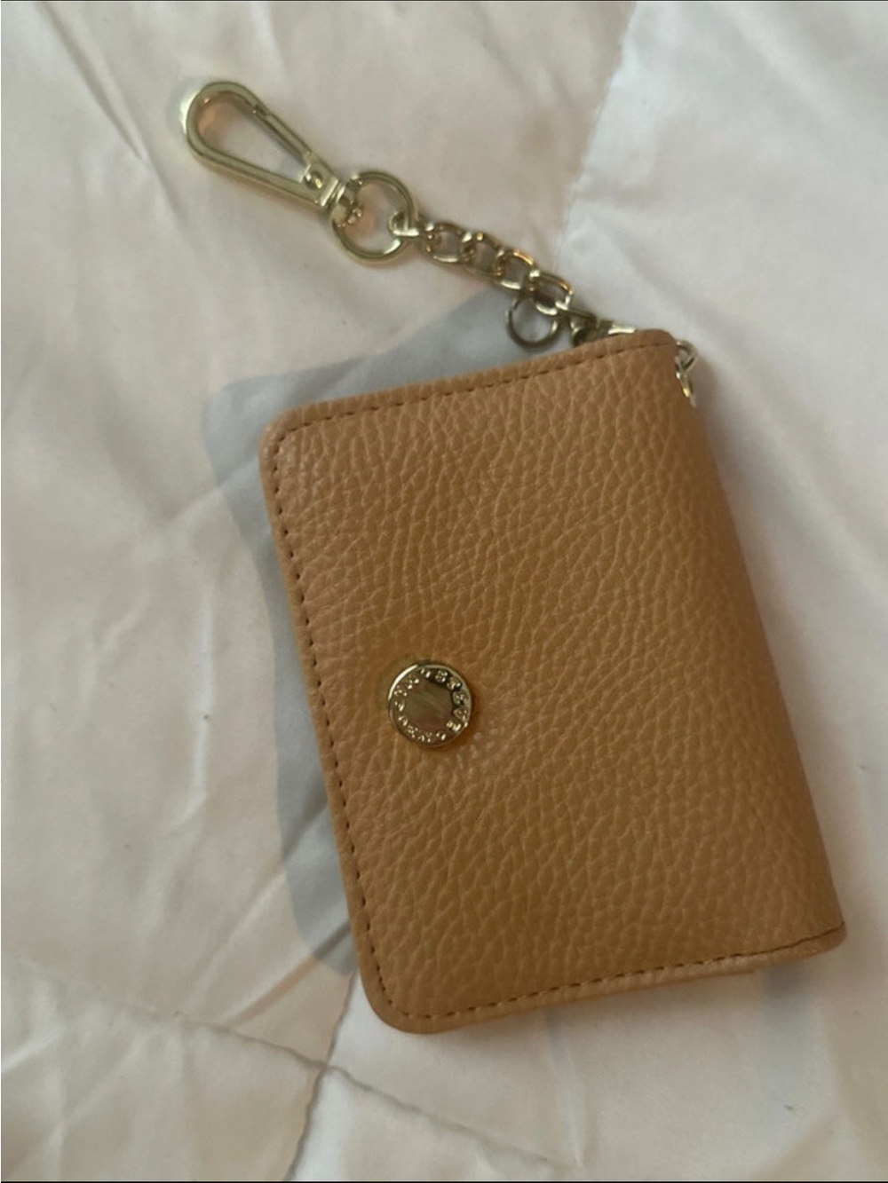 Steve Madden Tan Pebbled Leather Key & Card Holder with Gold Hardware